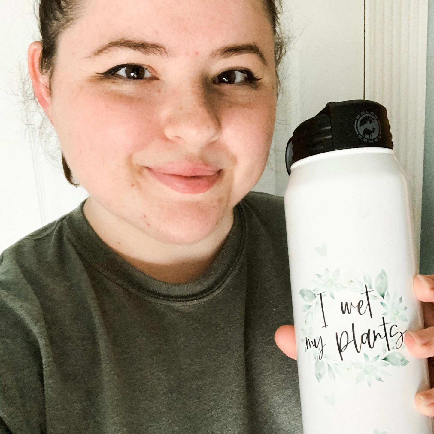 Punny Plant Gift - I Wet My Plants 32 oz Waterbottle | Funny - Gift - Mom - Sister - Friend - Wife